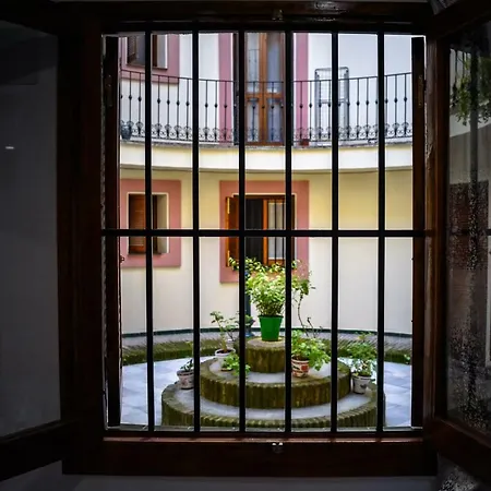 Estudio 10 Junto A La Campana Alameda Setas Sevilla