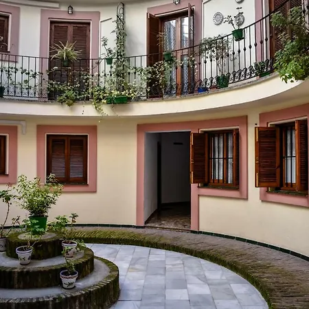Estudio 10 Junto A La Campana Alameda Setas * Séville