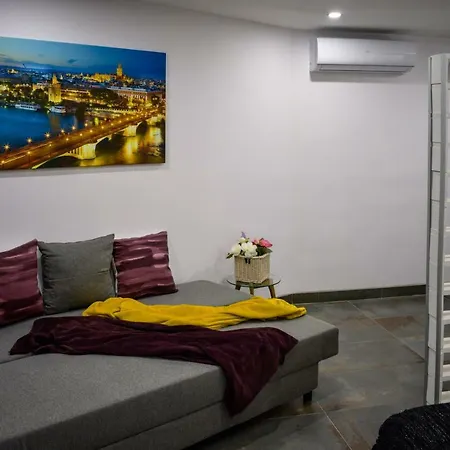 Apartment Estudio 10 Junto A La Campana Alameda Setas *